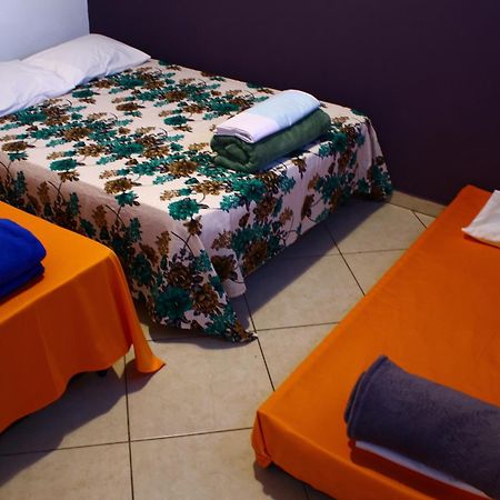 Hostel Divinópolis Eksteriør bilde